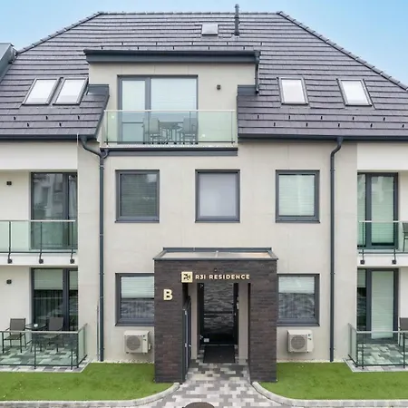 Family Apartman Sarvar Exterior photo